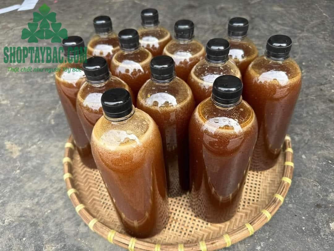 Mật ong đắng đóng chai 1 lít.png
