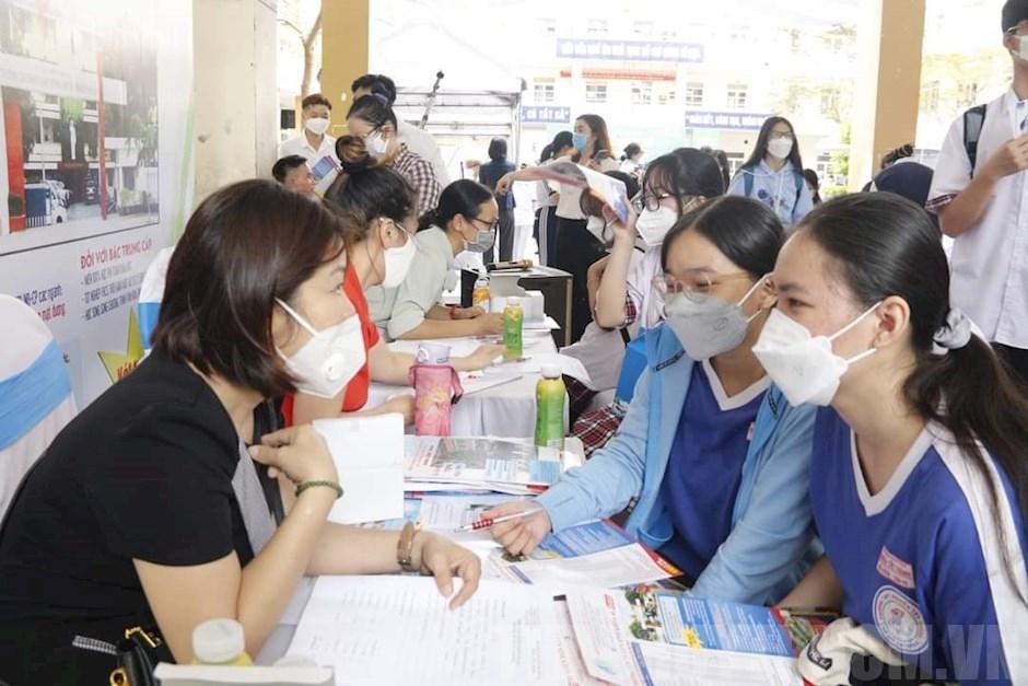 Tư vấn tuyển sinh lớp 10