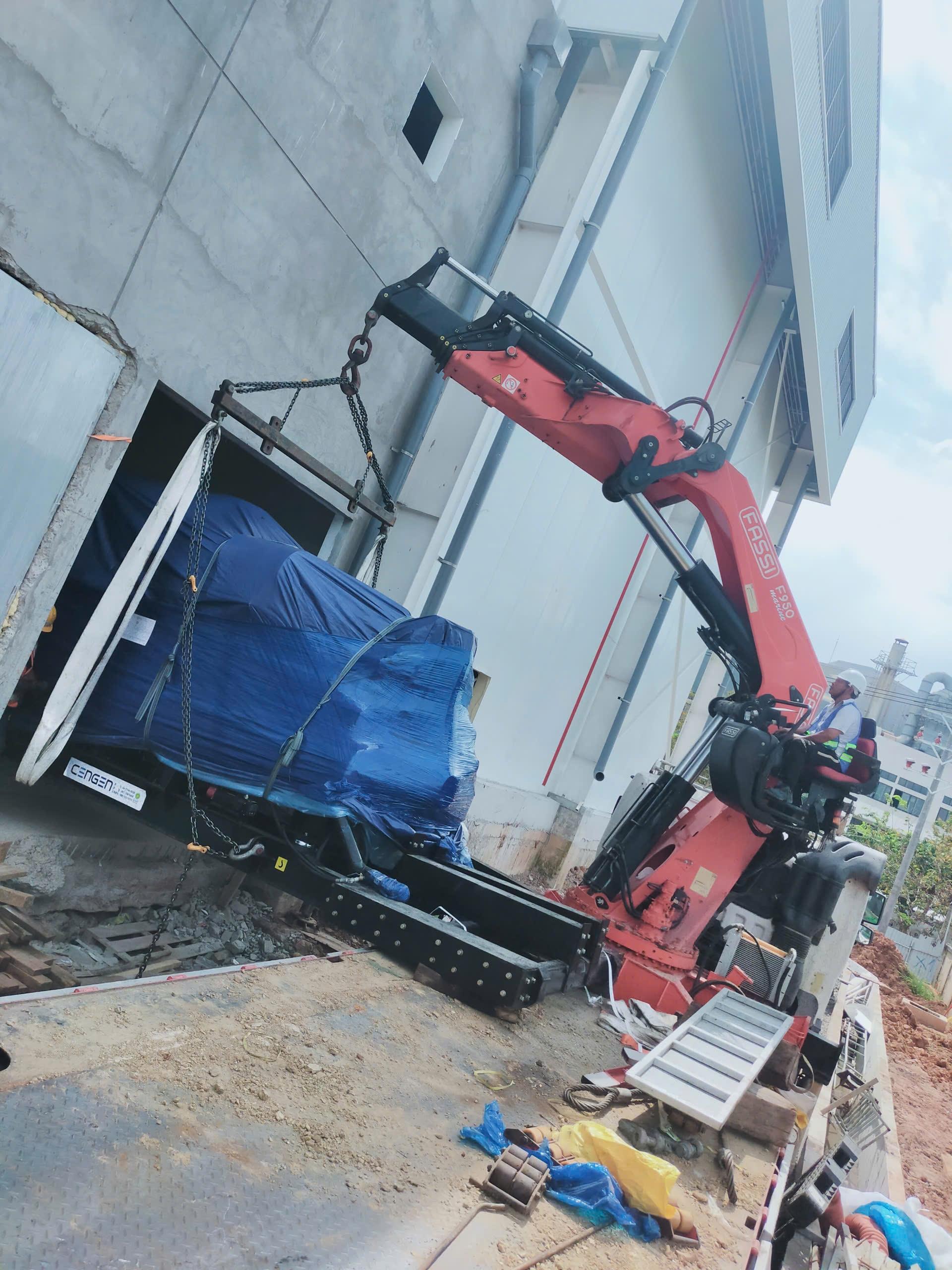 Thuê xe cẩu xe nâng Lộc An