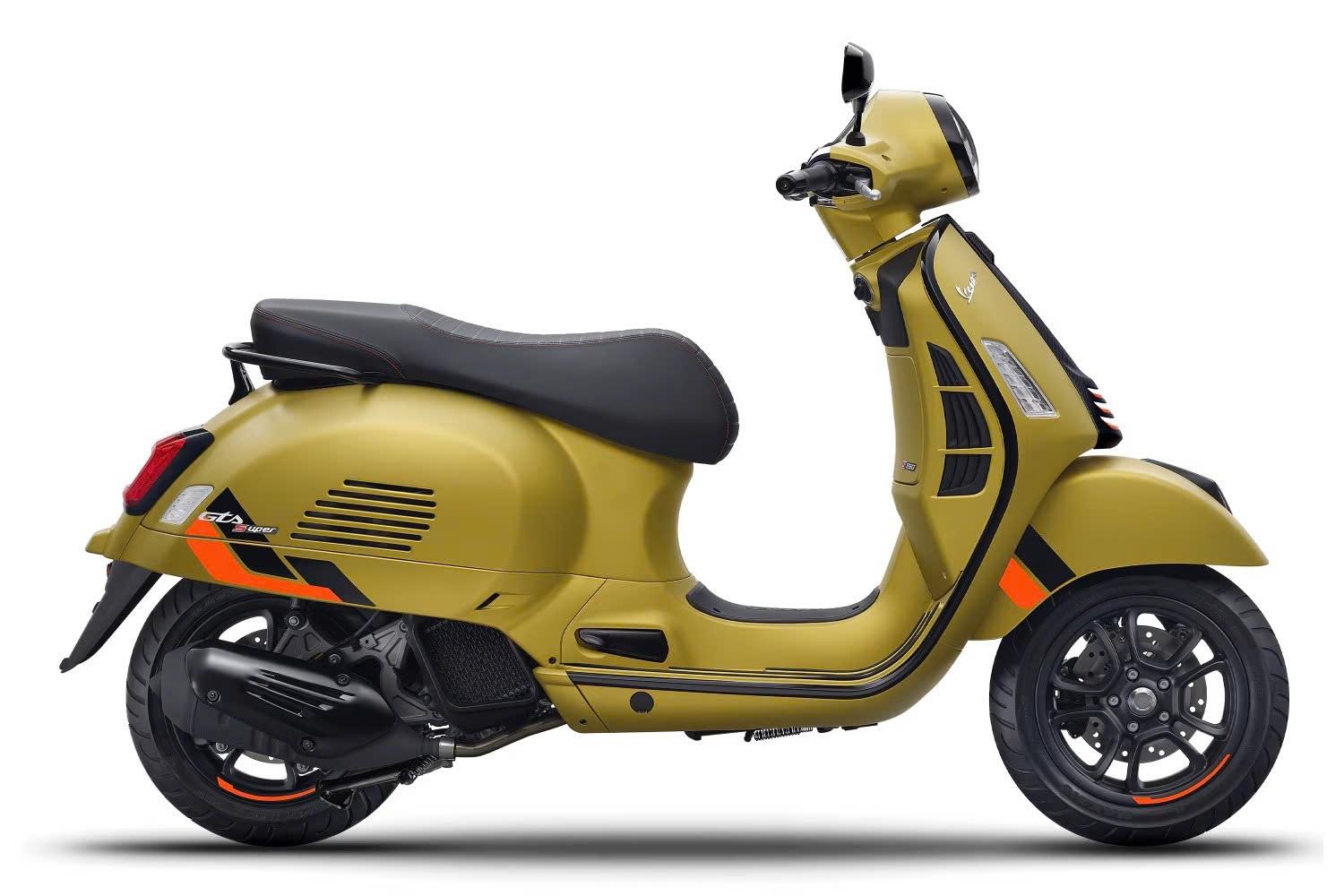 Vespa GTS SuperSport 150 XANH OLIVE (Green Ambizioso)