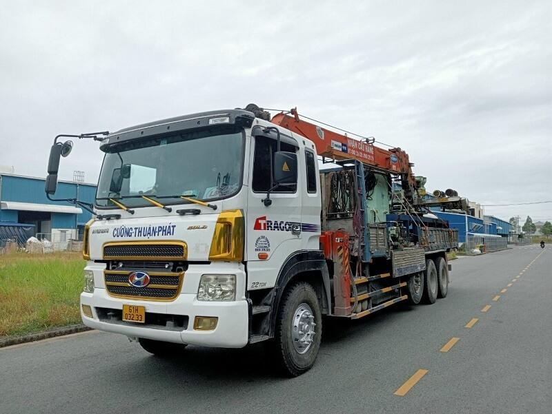 Cho thuê xe cẩu Quận 3 – Nâng Cẩu SG thi công nâng hạ an toàn