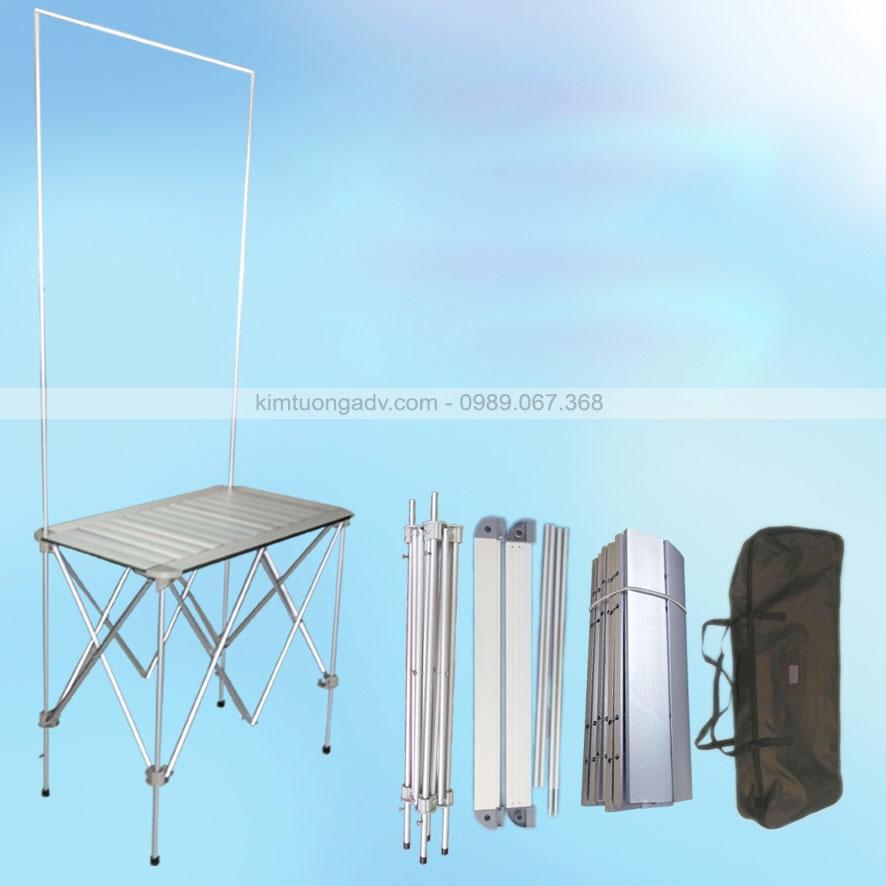 QUAY-BAN-HANG-MAT-NHOM-KIM-TUONG-55