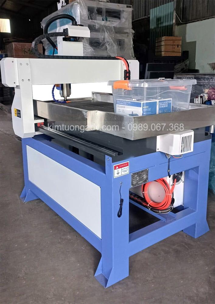 may_cnc_6090_kim_tuong