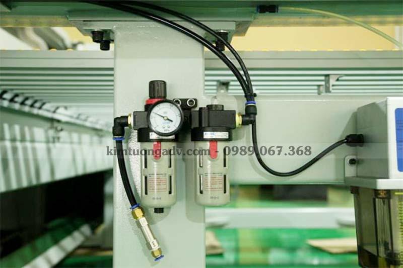 Máy cưa cắt acrylic gỗ tự động độ chính xác cao SD2600 4