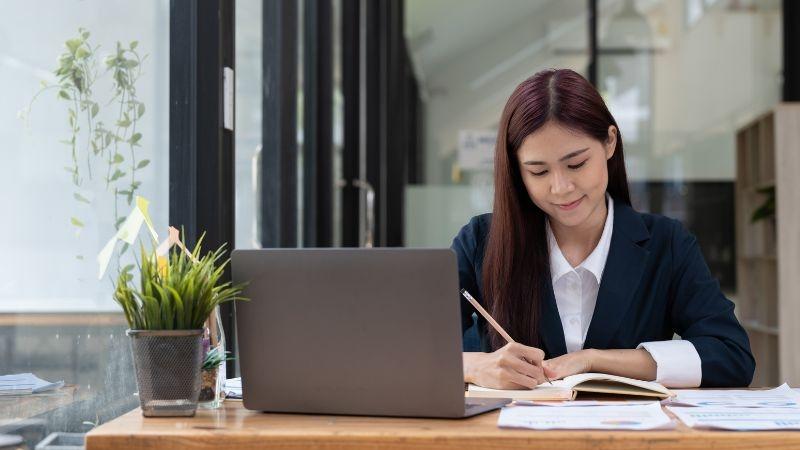 Đội ngũ tư vấn