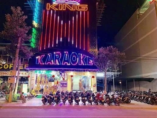 Karaoke King - Hai Bà Trưng