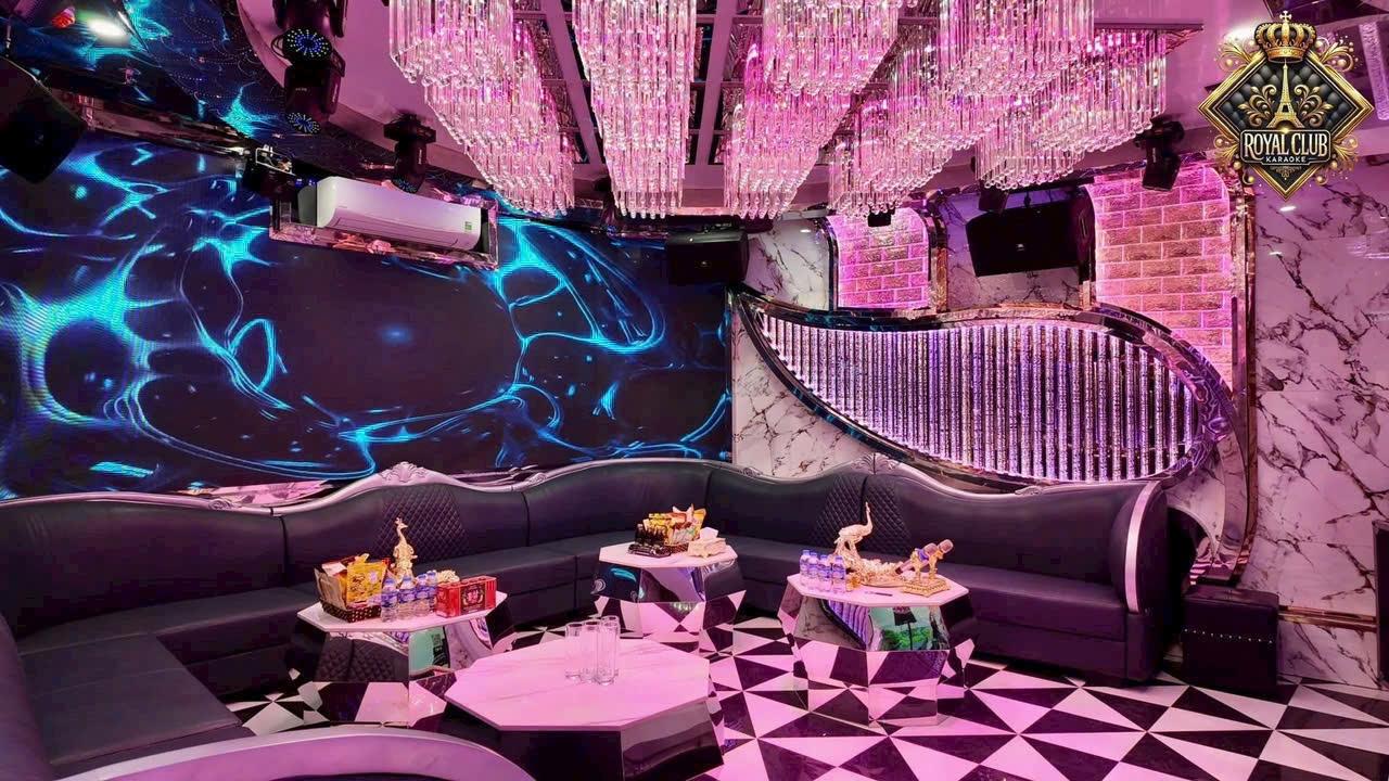 Phòng Karaoke Royal Club 5